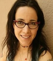 Голдиш, Сюзанна